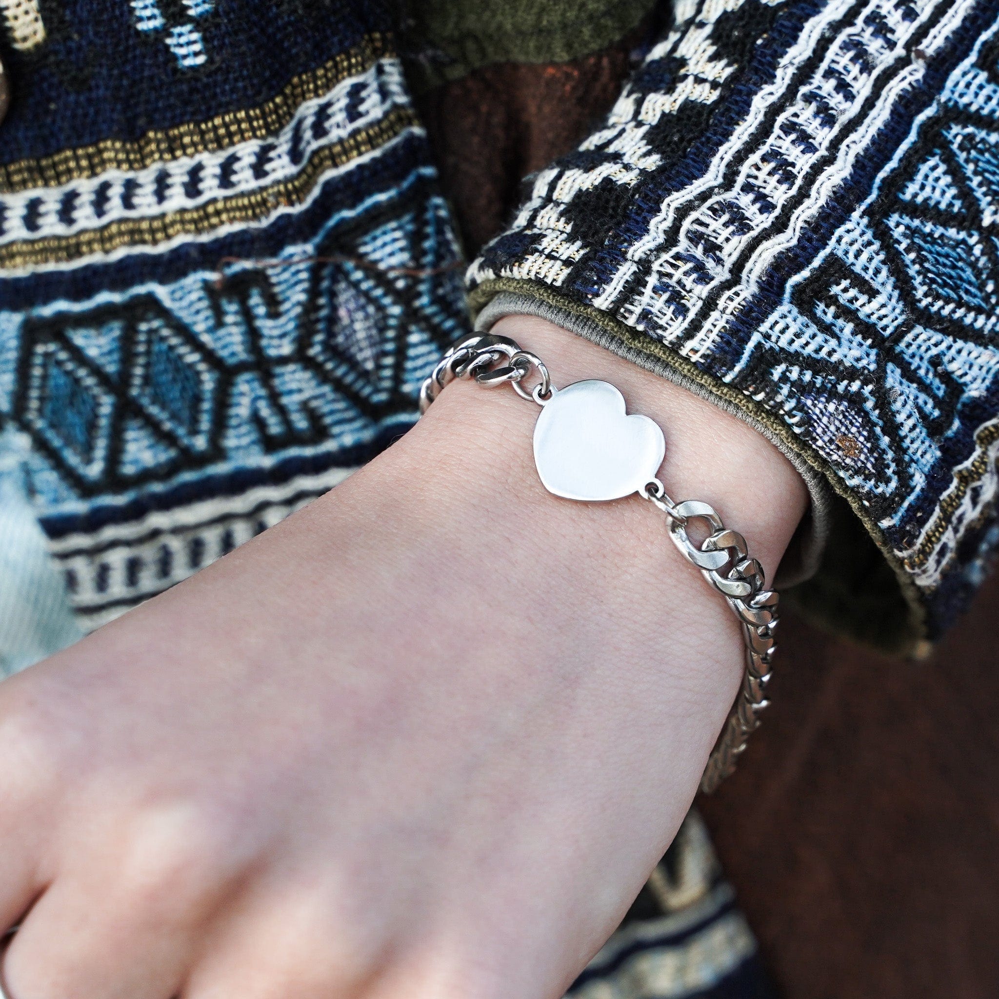 Engravable Heart Bracelet