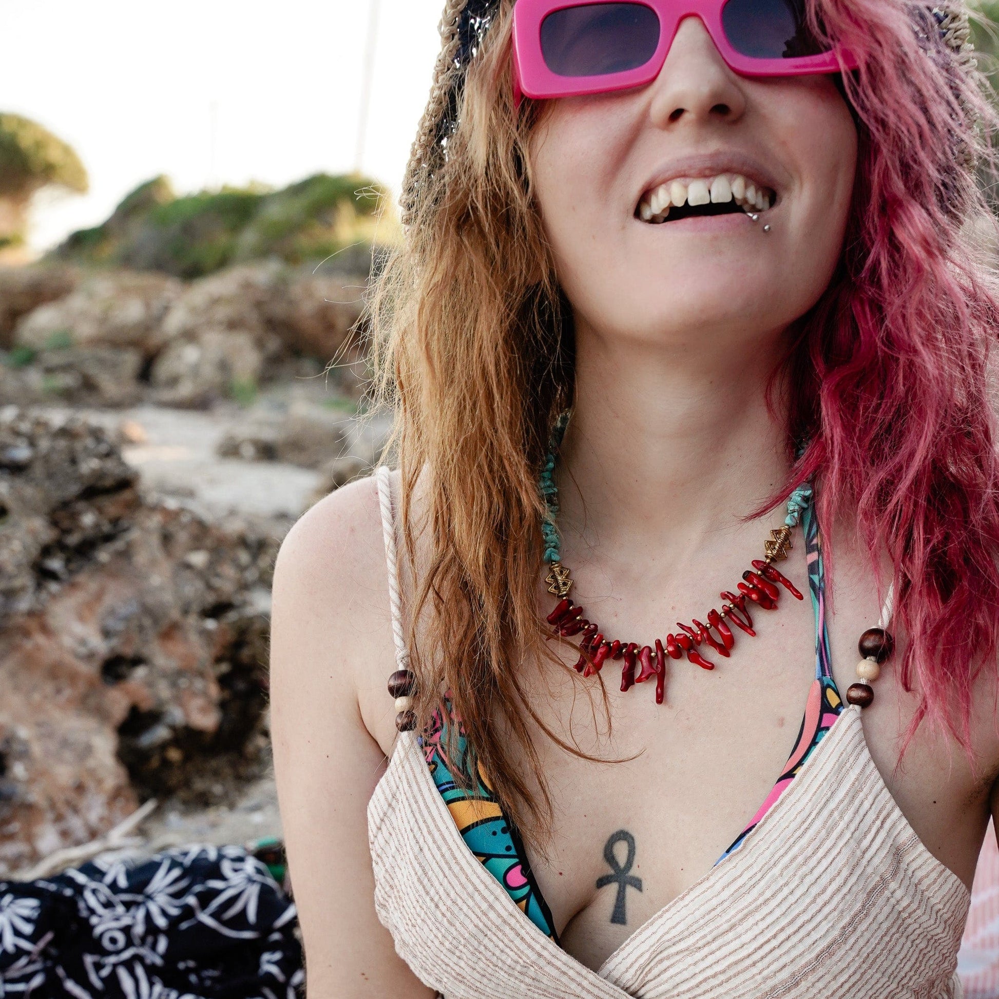 Bold By The Beach Necklace