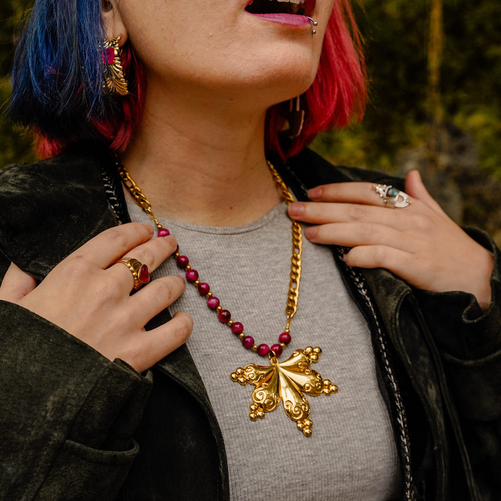 Necklaces Magenta Flirt Necklace