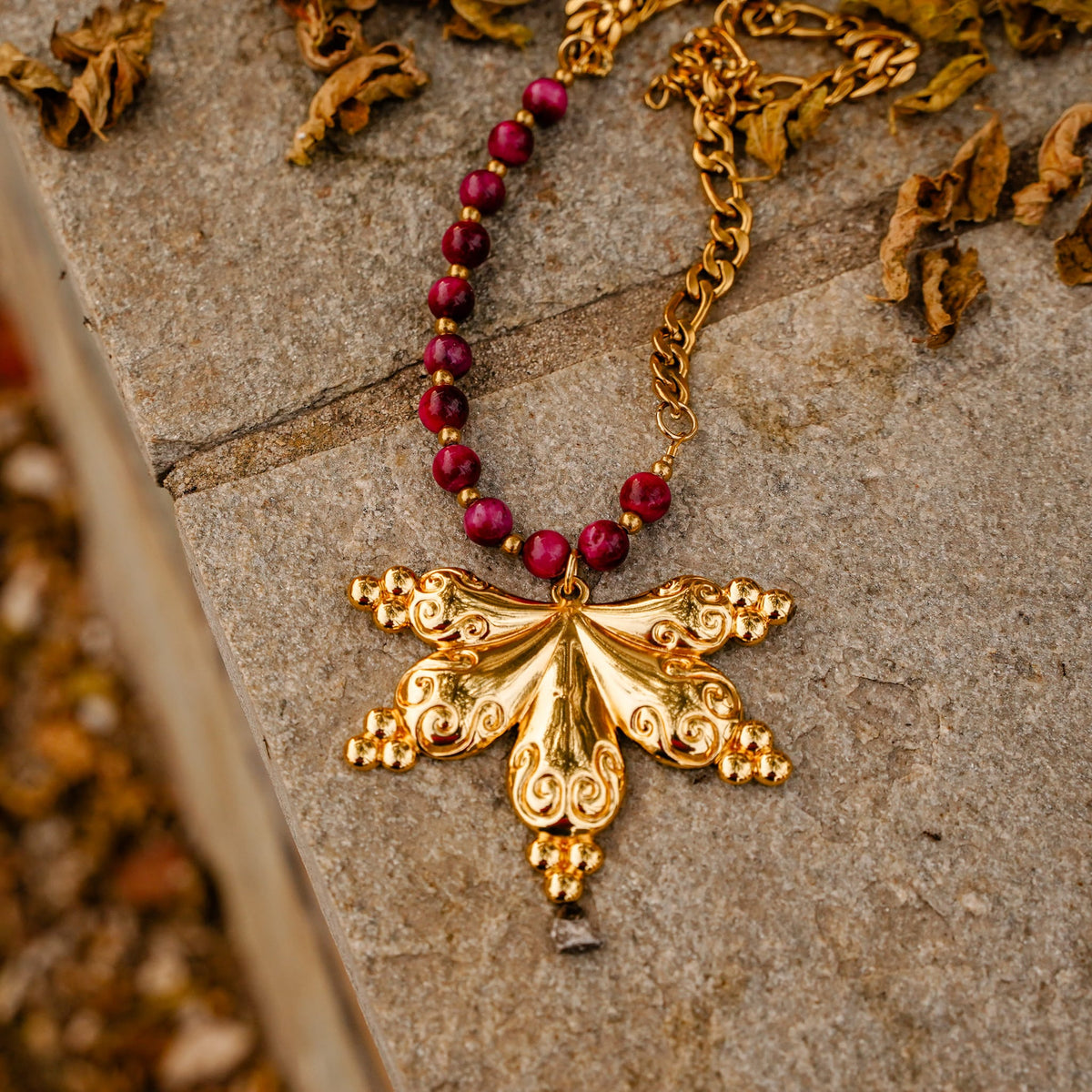 Necklaces Magenta Flirt Necklace