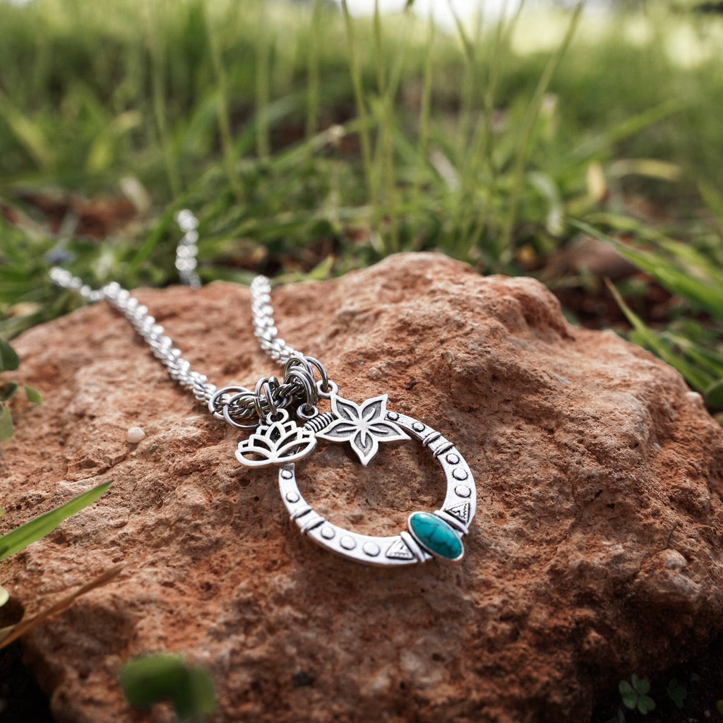 Necklaces Nova Necklace