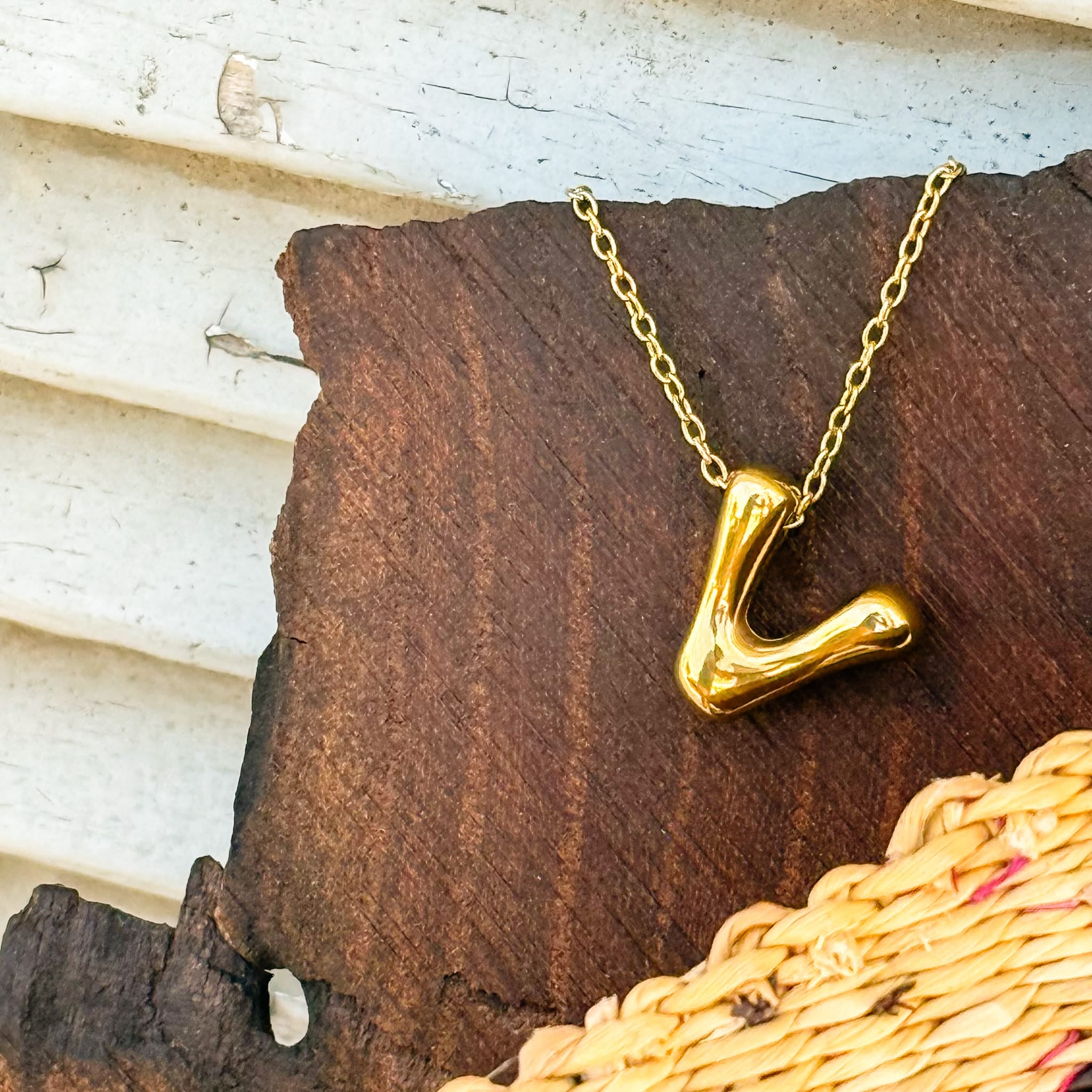 Necklaces V Monogram Gold Necklace