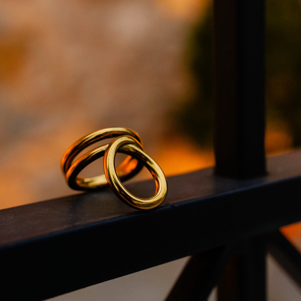 Rings Around Again Ring