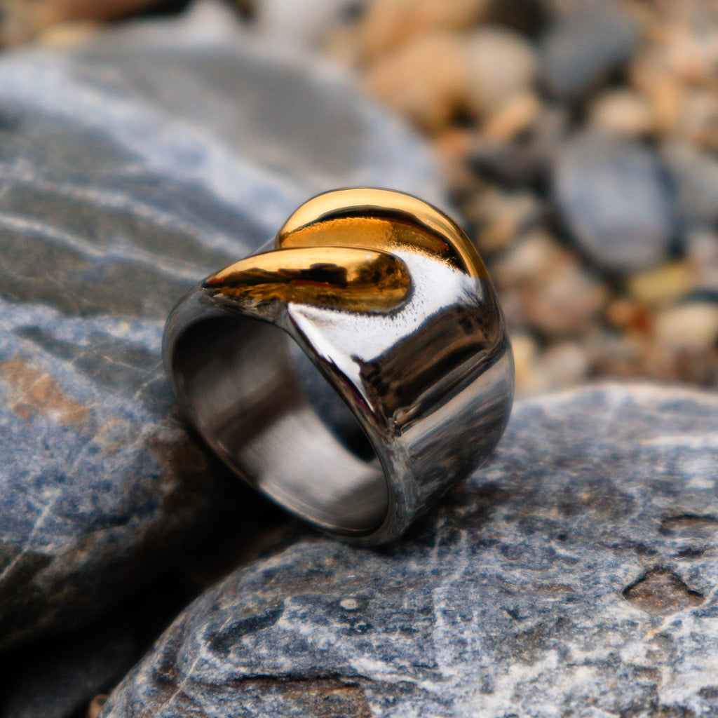 Rings Contrast Ring