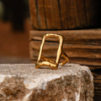 Rings Corner Ring
