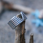 Rings Frequency Ring