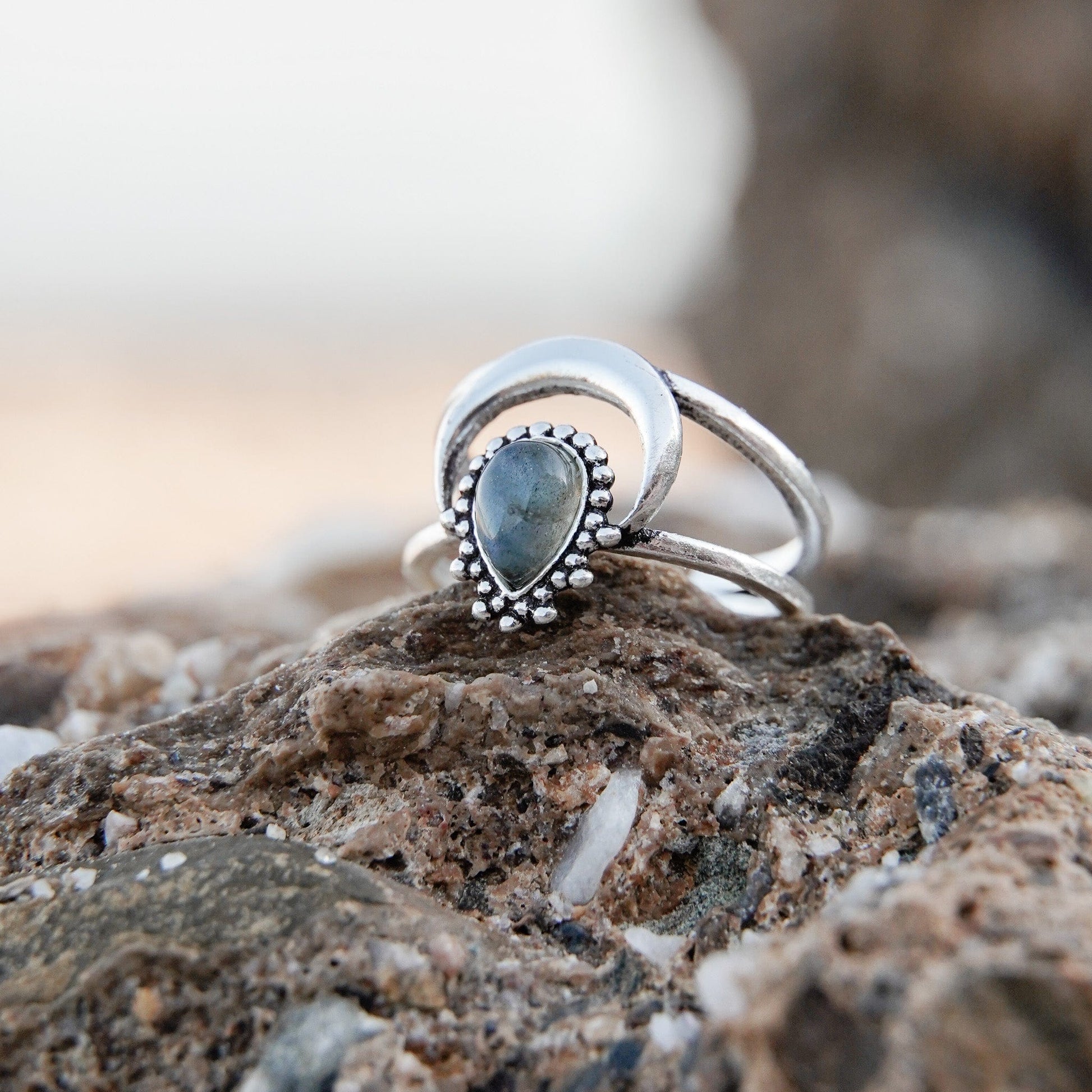 Rings Moonchild Ring
