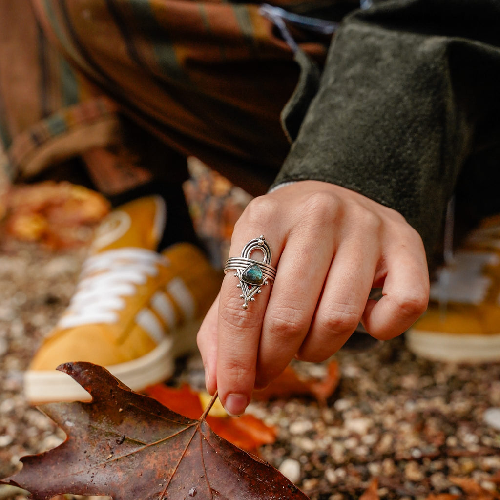 Rings Moss and Mirrors Ring