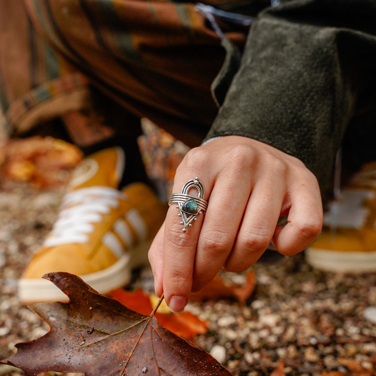 Rings Moss and Mirrors Ring