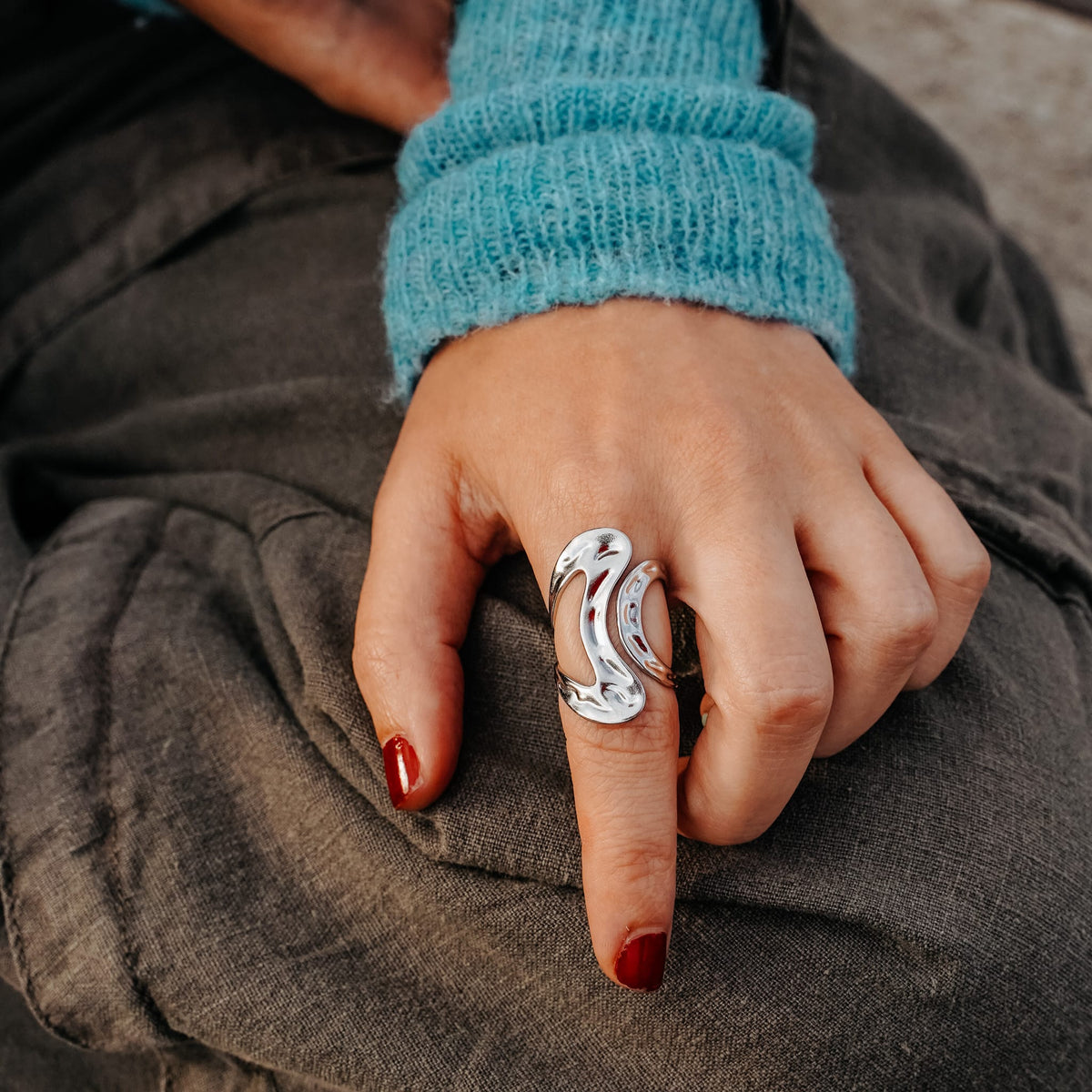 Rings Offbeat Ring