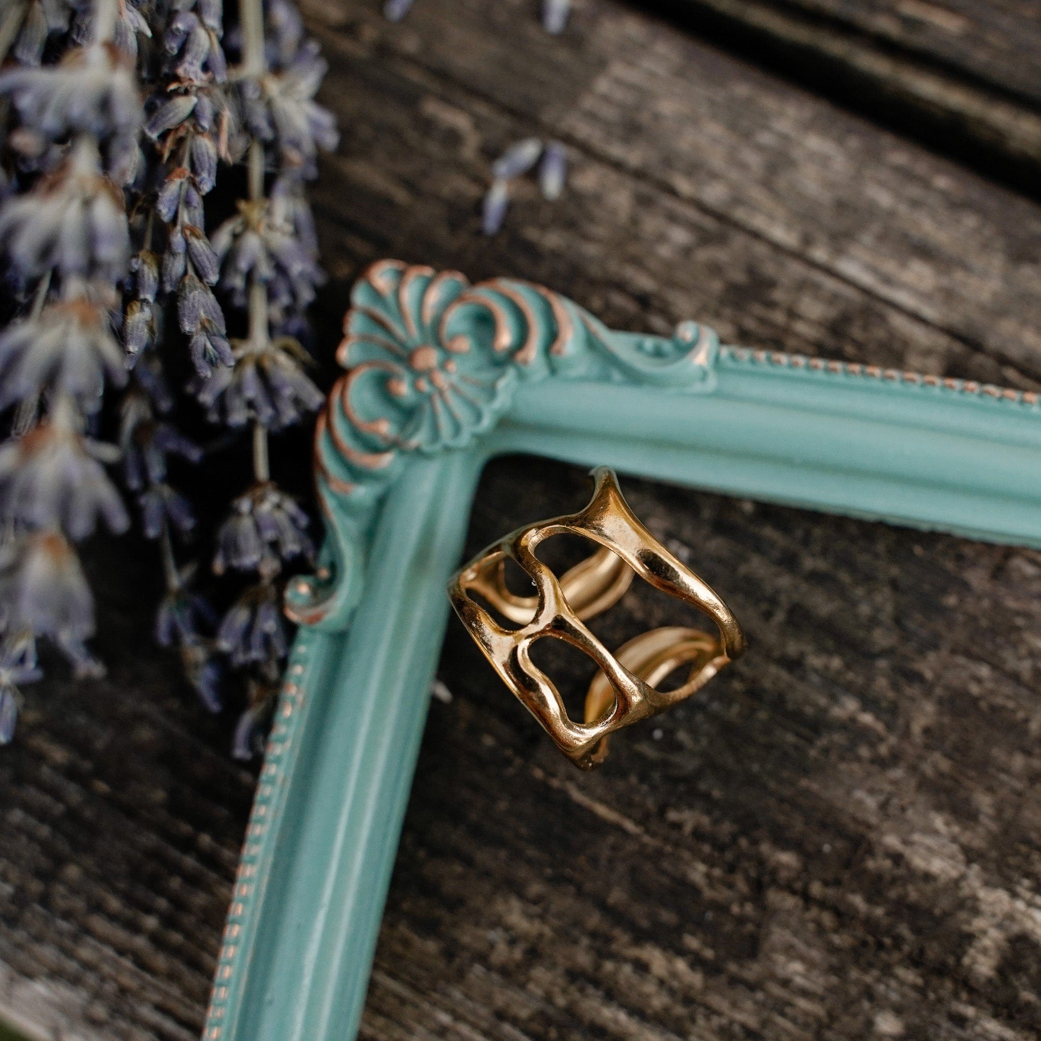 Rings Shape Shift Ring