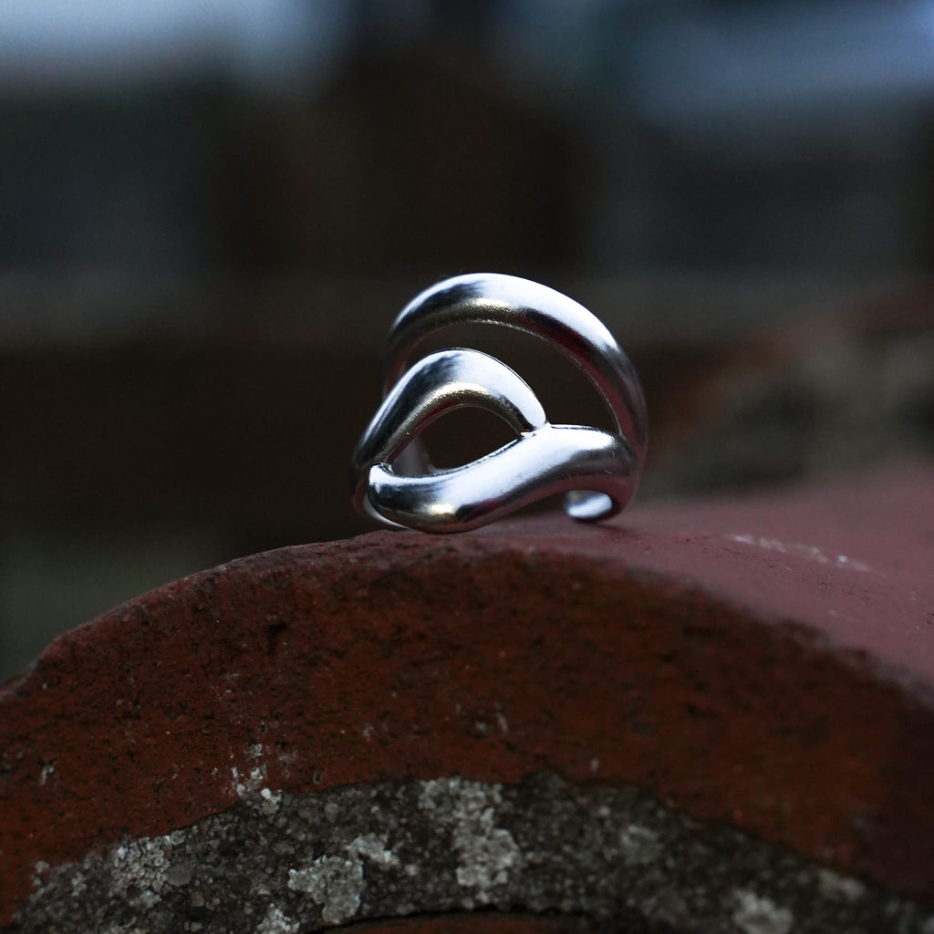 Rings Slow Motion Ring