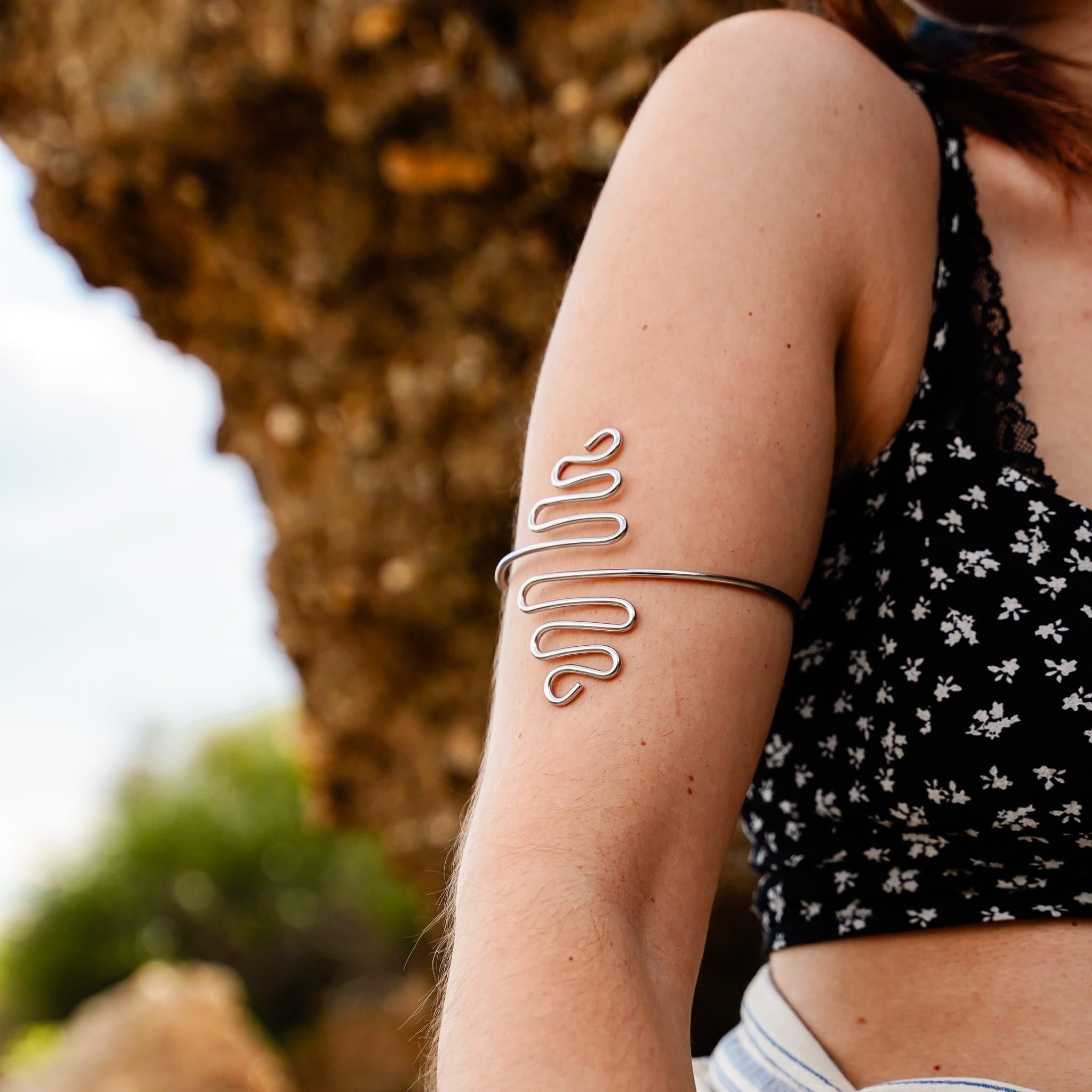 Zigzag Arm Cuff