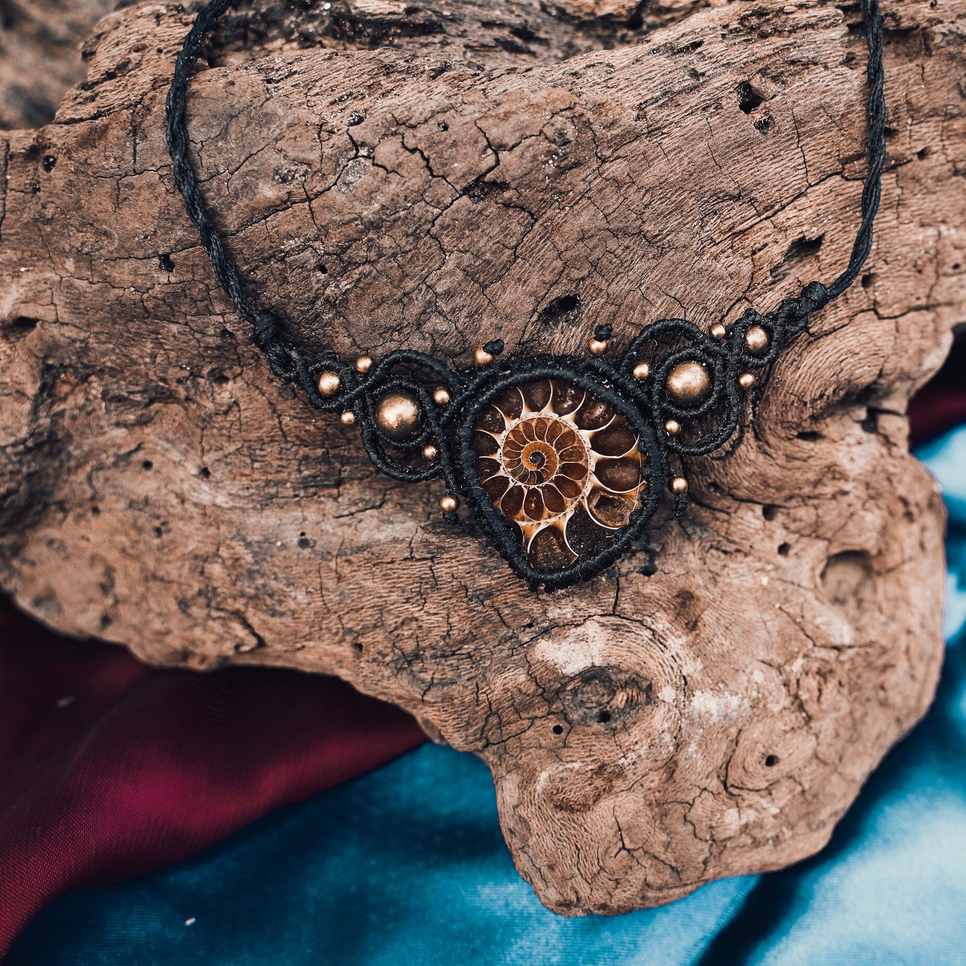 Dark Shell Necklace