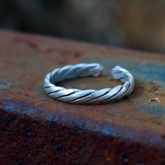 Ethnic ring Simple Braid Ring